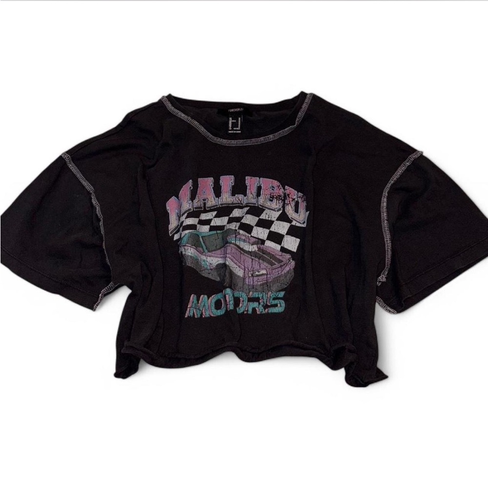 Forever 21 cropped graphic tee – size M.